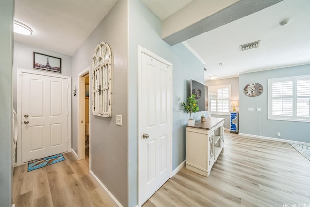 91-2222 Kanela St Unit T88, Ewa Beach, HI 96706 - entryway featuring light wood-style flooring and baseboards
