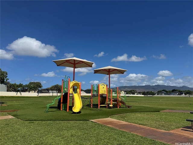 91-2222 Kanela St Unit T88, Ewa Beach, HI 96706 - community play area featuring a lawn and a mountain view