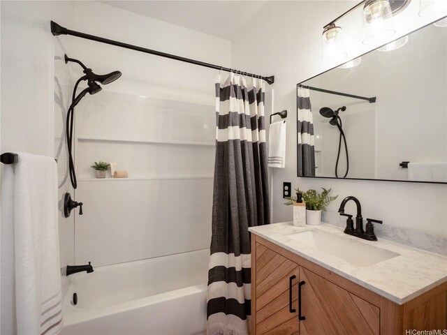 91-540 Puamaeole St Unit 49D, Ewa Beach, HI 96706 - bathroom featuring shower / bath combo and vanity