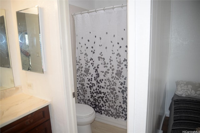 98-524 Lulu Pl Unit 84, Aiea, HI 96701 - full bath with vanity and a shower with curtain