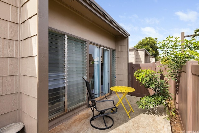 94-423 Keaoopua St Unit 155, Mililani, HI 96789 - balcony with a patio area
