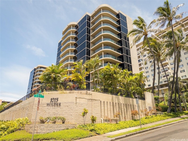 1015 Wilder Ave Unit 1003, Honolulu, HI 96822 - view of property