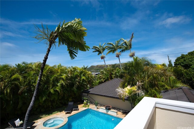 769 Elepaio St, Honolulu, HI 96816 - view of swimming pool
