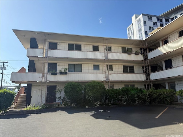 2626 Kuilei St Unit K, Honolulu, HI 96826 - view of property with stairs