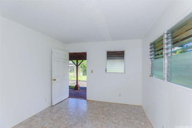 1313 Whitmore Ave, Wahiawa, HI 96786 - empty room featuring light flooring