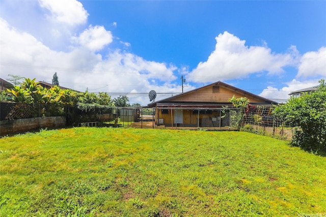 1313 Whitmore Ave, Wahiawa, HI 96786 - view of yard