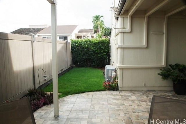 98-487 Kipaepae St Unit 116, Aiea, HI 96701 - view of patio with fence