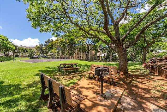 3138 Waialae Ave Unit 521, Honolulu, HI 96816 - view of home's community with a lawn