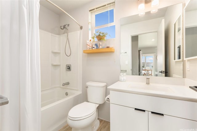 91-3575 Kamolehonua St Unit 1413, Ewa Beach, HI 96706 - full bath featuring toilet, vanity, shower / bathtub combination with curtain, wood finished floors, and baseboards