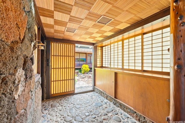 748 Ocean View Dr, Honolulu, HI 96816 - view of doorway