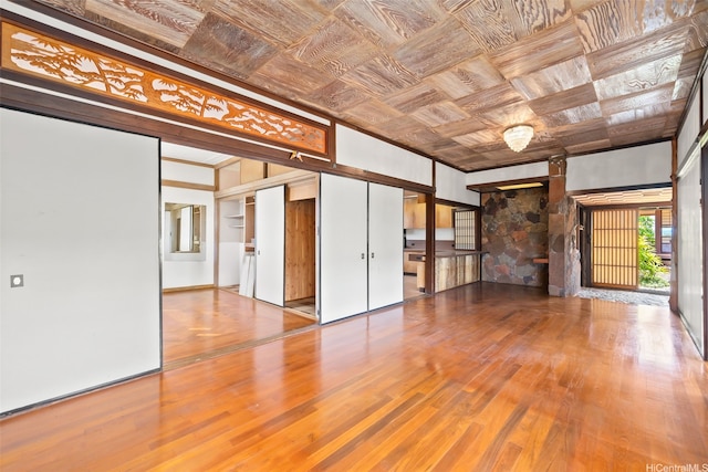 748 Ocean View Dr, Honolulu, HI 96816 - unfurnished living room with wood finished floors