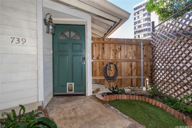 739 Kinalau Pl Unit 1, Honolulu, HI 96813 - view of exterior entry