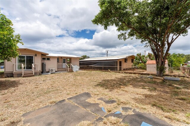 87-888 Waapuhi St, Waianae, HI 96792 - view of yard with fence