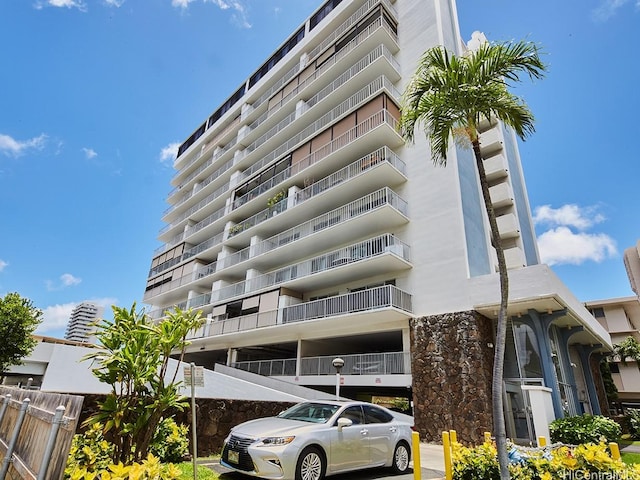 1333 Heulu St Unit 408, Honolulu, HI 96822 - view of building exterior