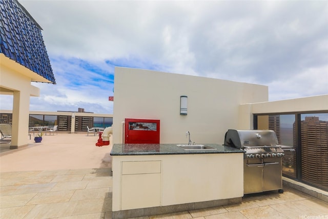 400 Hobron Ln Unit 1109, Honolulu, HI 96815 - view of patio featuring a sink