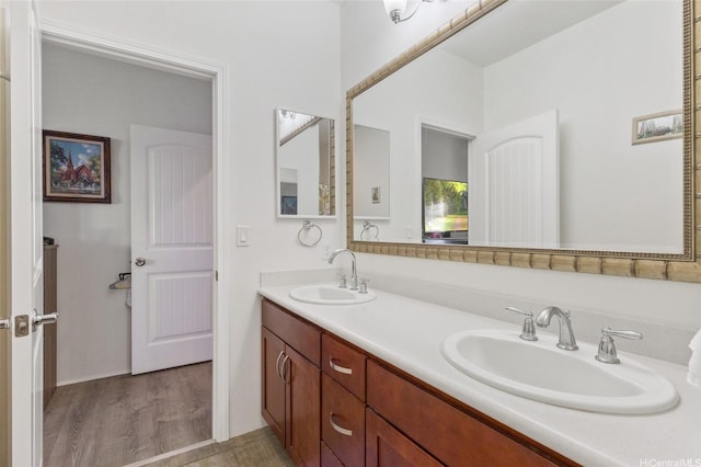 1166 Kukulu St Unit 706, Kapolei, HI 96707 - full bathroom with wood finished floors and double vanity