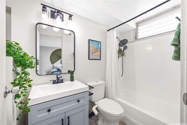 1060 Kamehameha Hwy Unit 2901A, Pearl City, HI 96782 - bathroom featuring shower / bath combo with shower curtain, toilet, and vanity