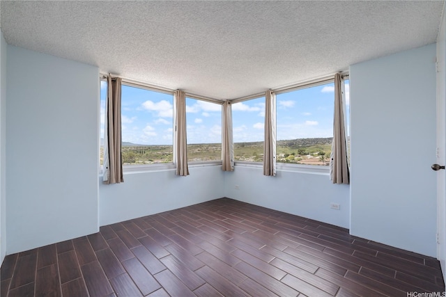 98-288 Kaonohi St Unit 1107, Aiea, HI 96701 - view of unfurnished sunroom