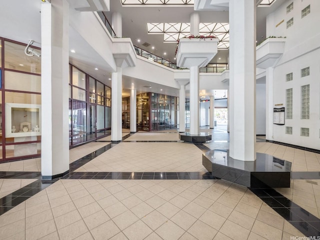 725 Kapiolani Blvd Unit 1105, Honolulu, HI 96813 - common area featuring a high ceiling and recessed lighting