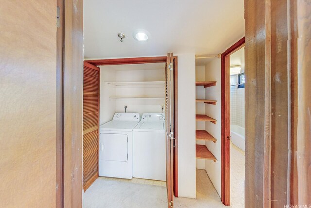 5080 Likini St Unit 518, Honolulu, HI 96818 - laundry area featuring washer and clothes dryer