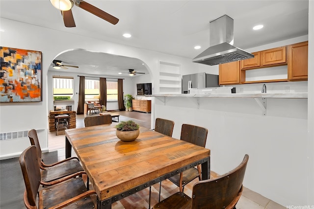 94-328 Hakamoa St, Mililani, HI 96789 - dining area with ceiling fan, radiator, and recessed lighting