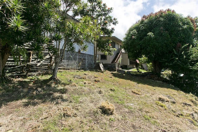 756 Iaukea St, Honolulu, HI 96813 - view of yard with stairs