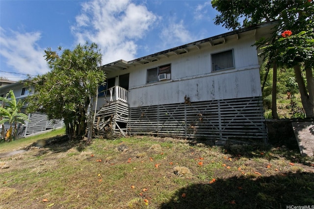 756 Iaukea St, Honolulu, HI 96813 - back of house featuring cooling unit