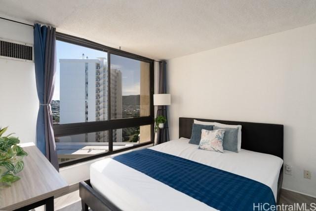 300 Wai Nani Way Unit 1815, Honolulu, HI 96815 - bedroom featuring baseboards