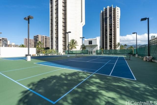 300 Wai Nani Way Unit 1815, Honolulu, HI 96815 - view of tennis court with community basketball court and a city view