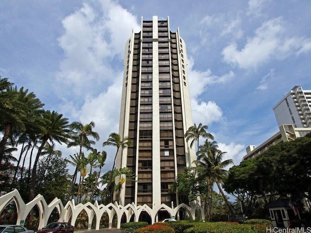 300 Wai Nani Way Unit 1815, Honolulu, HI 96815 - view of building exterior
