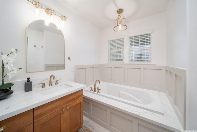 91-1124 Kai Oio St, Ewa Beach, HI 96706 - full bath featuring vanity and a garden tub