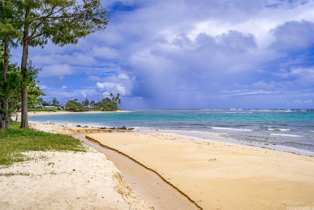 51-17 Kaaawa Pl, Kaaawa, HI 96730 - water view featuring nearby beach