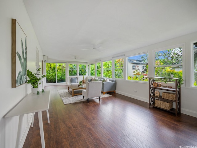 1257 Maleko St, Kailua, HI 96734 - sunroom / solarium with wood finished floors and baseboards