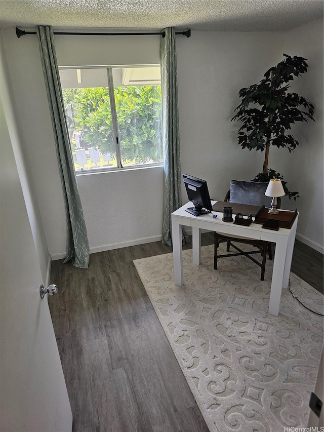 94-209 Paioa Pl Unit L 205, Waipahu, HI 96797 - office with wood finished floors, a textured ceiling, and baseboards