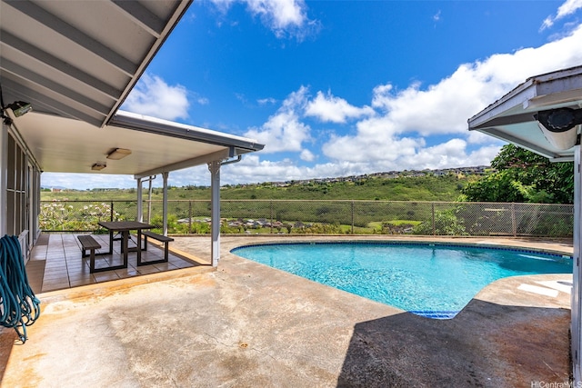 98-042 Puaalii Way, Aiea, HI 96701 - view of pool with a patio