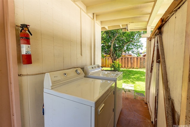 95-456 Kaelo Pl, Mililani, HI 96789 - laundry area with washer and dryer