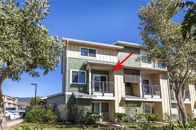 91-3617 Kamolehonua St Unit 613, Ewa Beach, HI 96706 - multi unit property featuring a mountain view