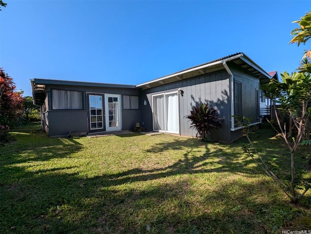 82-6148 Hoomaka Pl, Captain Cook, HI 96704 - back of house with a lawn