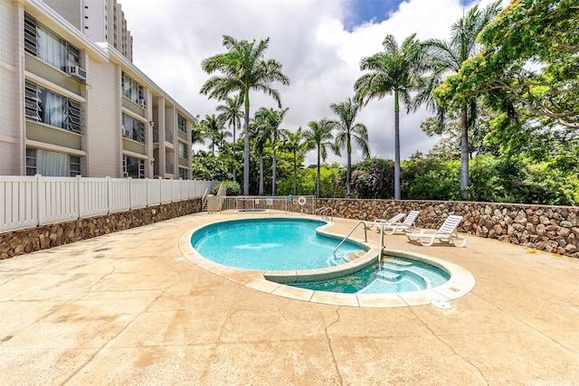 98-1042 Moanalua Rd Unit 2-303, Aiea, HI 96701 - community pool with a patio area