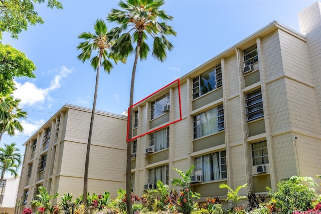 98-1042 Moanalua Rd Unit 2-303, Aiea, HI 96701 - view of apartment building / complex featuring cooling unit