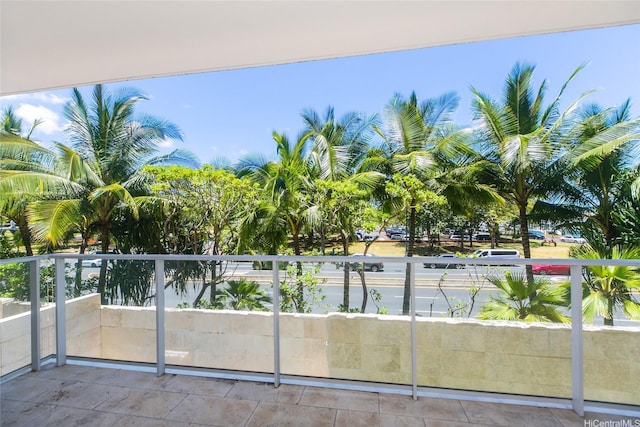 1118 Ala Moana Blvd Unit 2, Honolulu, HI 96814 - view of balcony