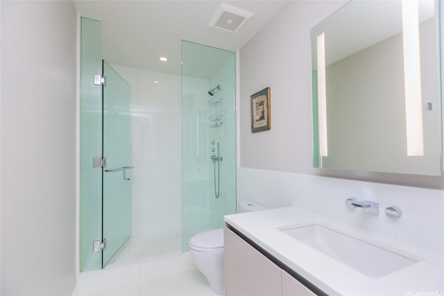 1118 Ala Moana Blvd Unit 2, Honolulu, HI 96814 - full bath featuring a shower stall, toilet, vanity, and recessed lighting
