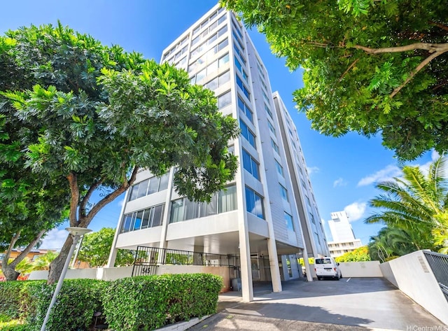 1545 Nehoa St Unit 402, Honolulu, HI 96822 - view of property