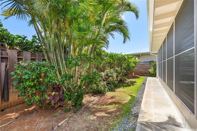 252 Anapalau St, Honolulu, HI 96825 - view of fenced backyard