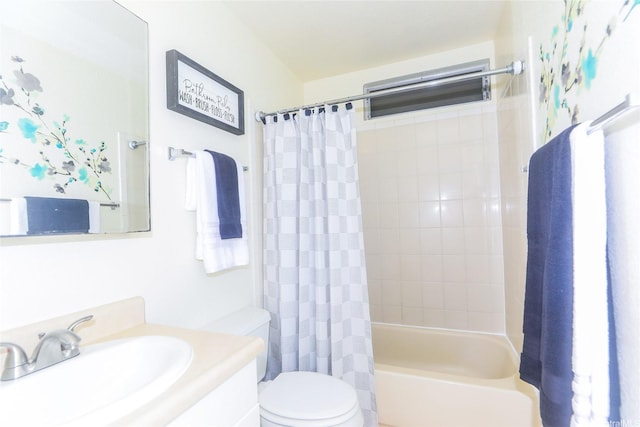 95-662 Hanile St Unit B201, Mililani, HI 96789 - full bath featuring toilet, vanity, and shower / bath combination with curtain
