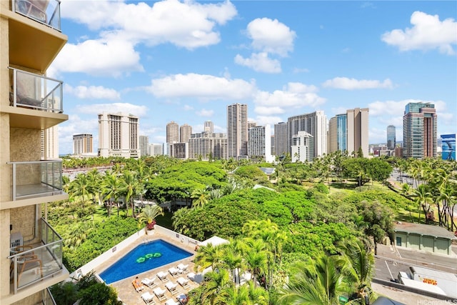 2045 Kalakaua Ave Unit 604, Honolulu, HI 96815 - skyline view