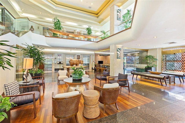 2045 Kalakaua Ave Unit 604, Honolulu, HI 96815 - building lobby featuring a towering ceiling and ornamental molding