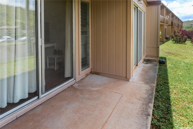 98-597 Kilinoe St Unit 10A1, Aiea, HI 96701 - view of patio