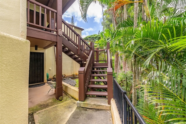 46-160 Kiowai St Unit 2324, Kaneohe, HI 96744 - view of patio with stairway