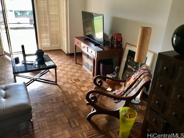 389 Kaelepulu Dr Unit 1501, Kailua, HI 96734 - living room featuring baseboards